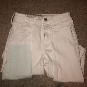 white hollister jeans